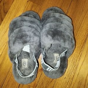 Uggs slings fluffy